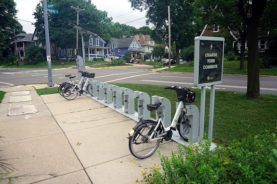Milwaukee's Bublr Bikes Partners with Veolia for Eco-Friendly Expansion, Adding 500 E-Bikes and New Stations