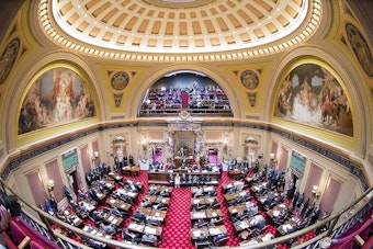 Minnesota Senate Passes Jobs and Labor Omnibus to Bolster Workers' Rights
