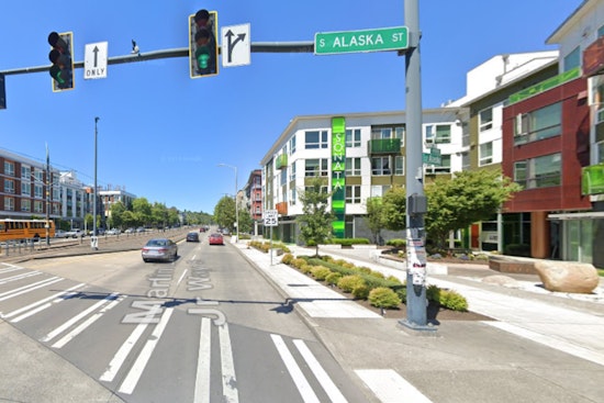Motorcyclist Suspected of Fleeing After Striking Two Pedestrians in South Seattle Hit and Run