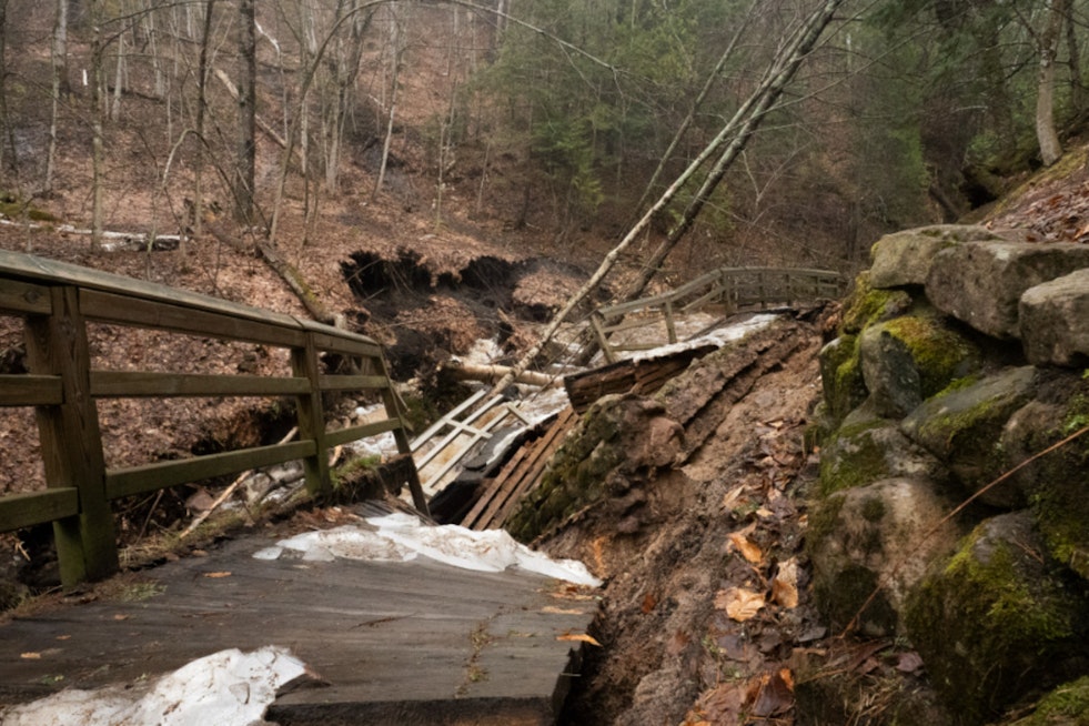 Munising Falls Trail at Pictured Rocks National Lakeshore Closed Indefinitely Due to Natural Erosion