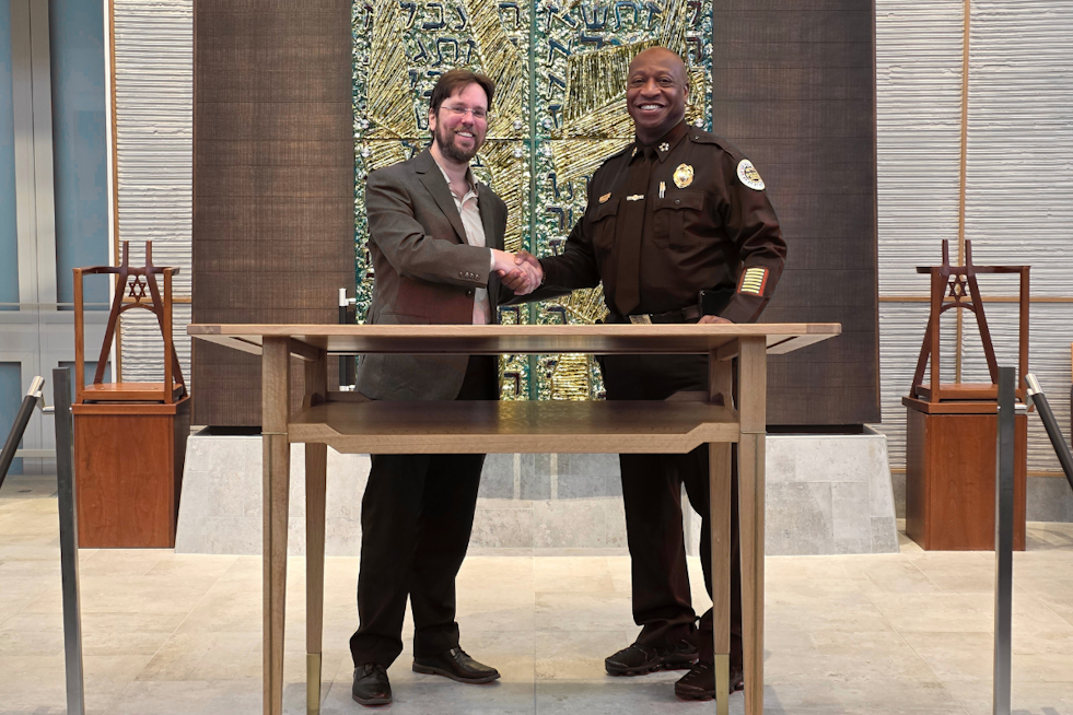 Nashville Police Chief Upholds 31-Year Passover Tradition with West End Synagogue, Solidifying Community Ties