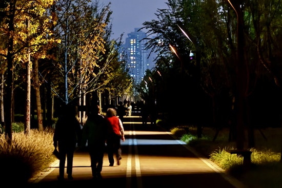 New 'Never Walk Alone' App Developed by NYC Therapist Aims to Enhance Street Safety in Manhattan
