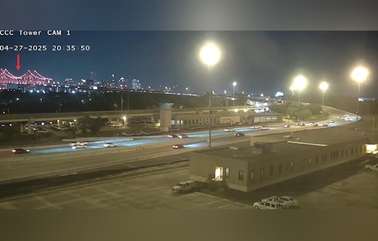 New Orleans' Crescent City Connection Bridge Radiates Remembrance for Fallen Firefighters