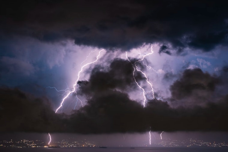 New Orleans on Alert for Potential Thunderstorms and High Winds Ahead, NWS Warns