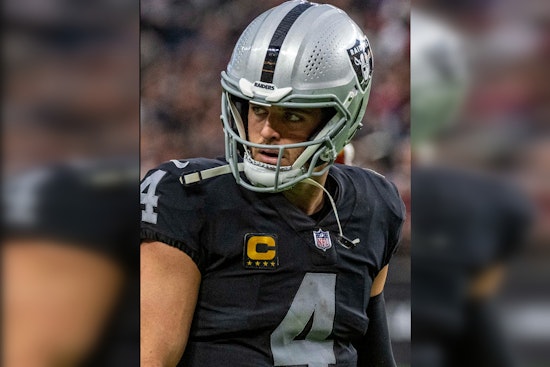 New Orleans Saints' QB Derek Carr's Season in Jeopardy Due to Shoulder Injury
