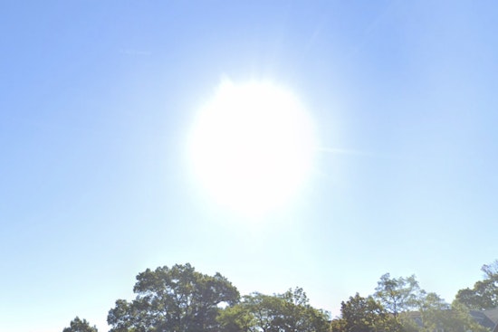 New York Braces for Mixed Weather with Thunderstorms and Sunny Days Ahead