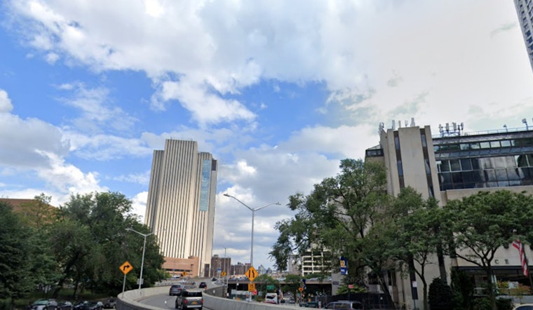 New York City Embraces Spring's Mild Temperatures and Intermittent Showers, Says National Weather Service