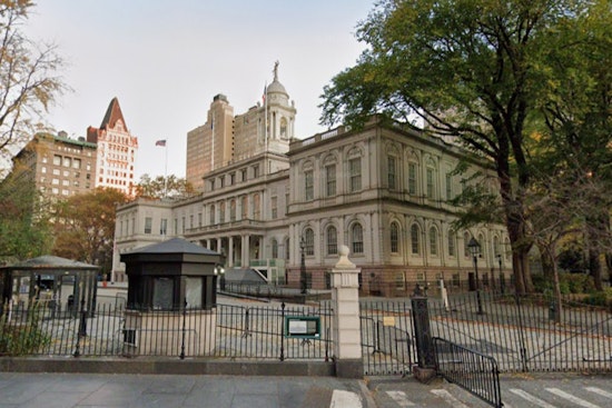 New York City Hall Shines in Dominican Colors in Solidarity with Jet Set Nightclub Tragedy Victims