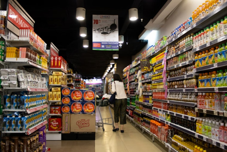 New York City Small Businesses and Consumers Brace for Economic Strain Amid Ongoing Trade War
