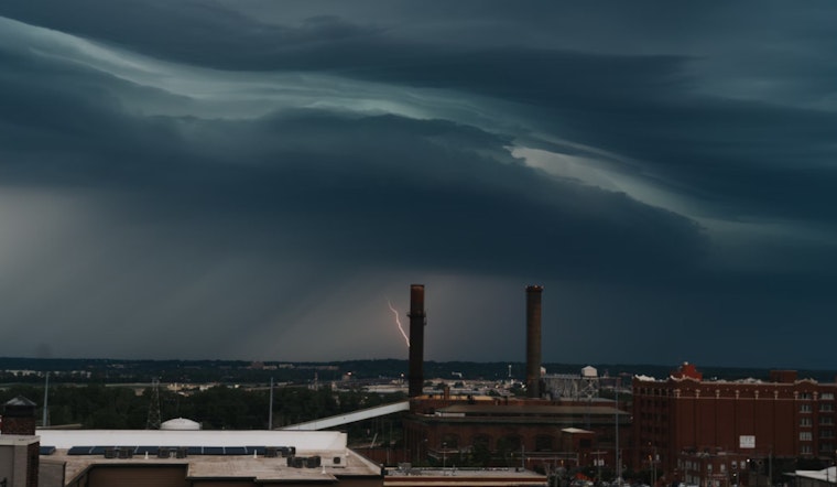 NWS Milwaukee Issues Weather Alert as Showers and Thunderstorms Expected in Southeast Wisconsin