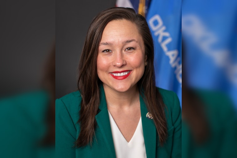 Oklahoma Democratic Leader Cyndi Munson Announces Bid for Governor in 2026 Race