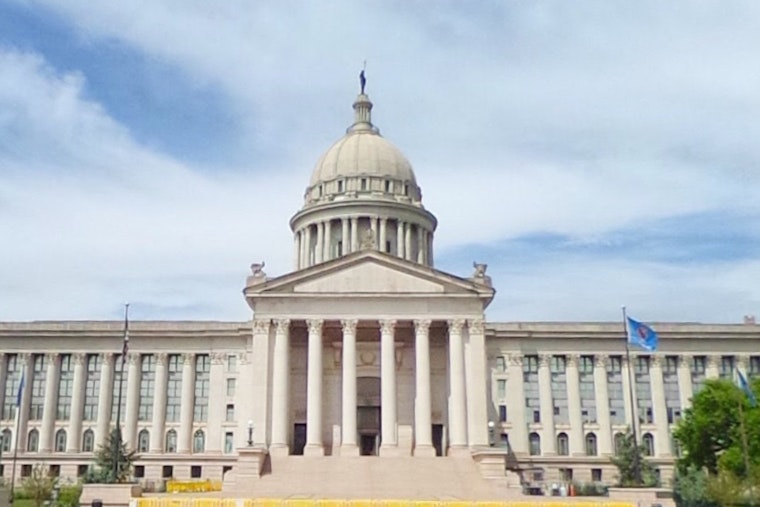 Oklahoma Governor Stitt Issues Executive Order to Scrutinize State Agencies' Shift from Employees to Contractors