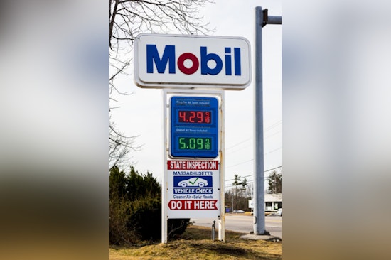 Oklahoma's Economy Faces Uncertainty as Tariffs and Oil Price Drops Disrupt Markets