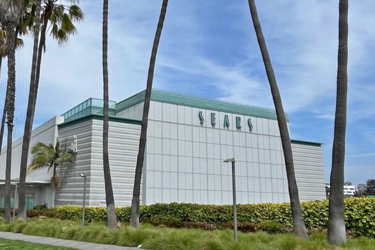 Palisades Charter High School Relocates to Temporary "Pali South" Campus in Downtown Santa Monica Amid Wildfire Recovery