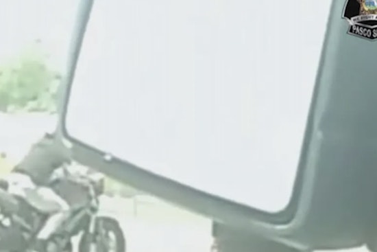 Pasco County Deputies Seek Motorcyclist Suspected of Dragging Deputy During Traffic Stop in Hudson
