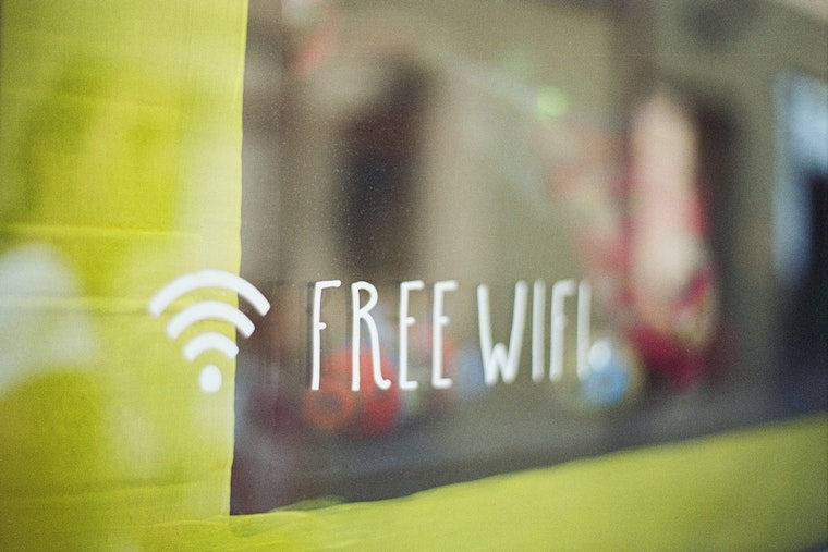 Philadelphia Advances Toward Digital Equity with Verizon Deal and Free Wi-Fi Finder Roll-Out