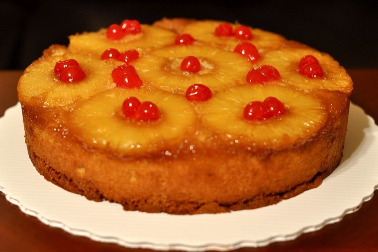 Phoenix's Tesota Restaurant Charms Diners with Must-Try Pear Upside-Down Cake Amid Revival of Classic Dessert
