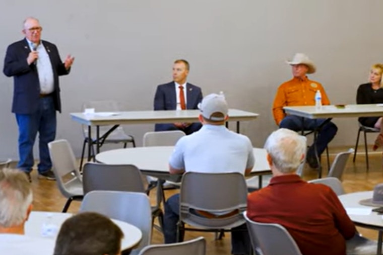 Pinal County Officials Connect with Citizens at District 3 Town Hall Meeting