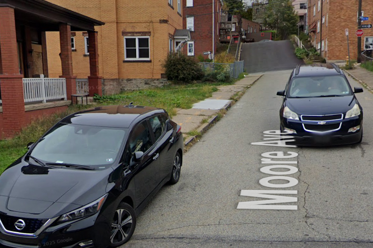 Pittsburgh Toddler Suffers Serious Injuries in Dog Bite Incident, Search for Escaped Pit Bull Underway in Knoxville
