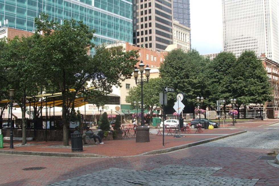 Pittsburgh's Market Square Embarks on Major Modernization Amid Ongoing Commerce