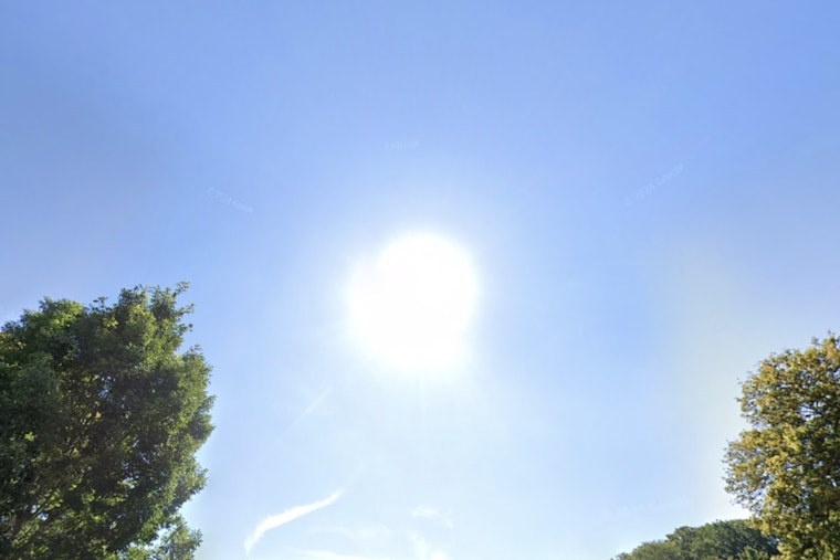 Portland Enjoys Pleasant Spring Weather with Sunny Skies and Gentle Breezes