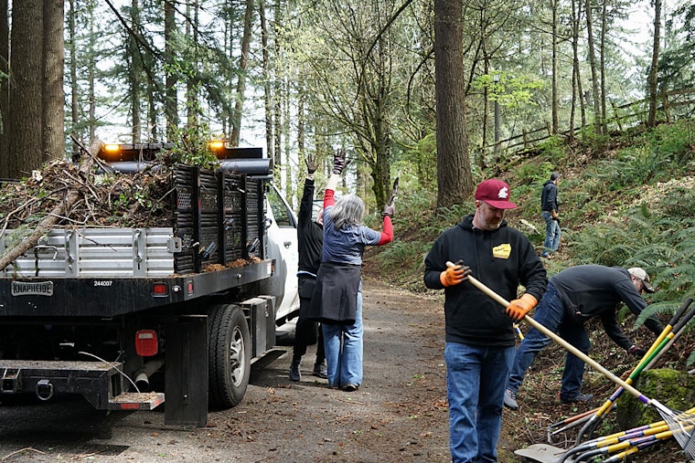 Portland Parks & Recreation Celebrates Volunteers' 388,995 Hours of Service During National Volunteer Week