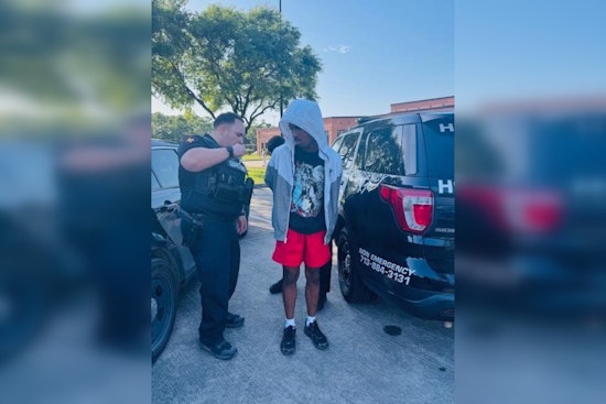 Quick Action by Houston Police Leads to Arrest of Five Suspects and Recovery of Stolen Vehicle at Premium Outlet Mall