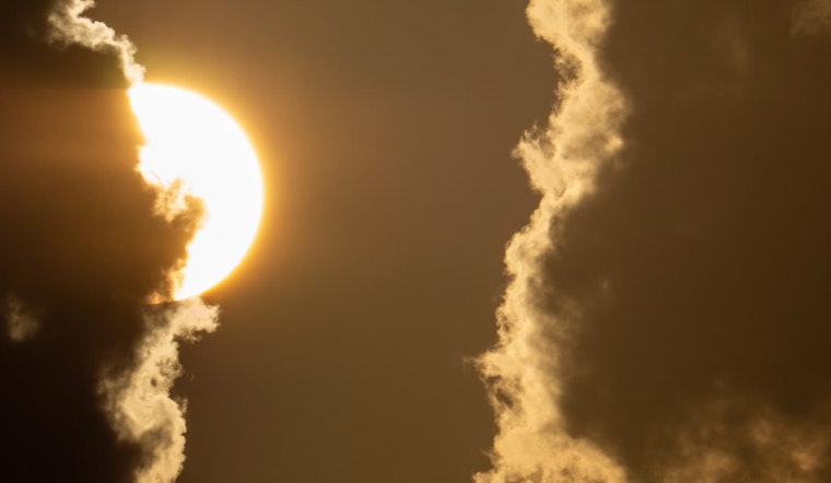 Raleigh Prepares for Mixed Bag of Sunshine and Showers, Thunderstorm Risks Loom