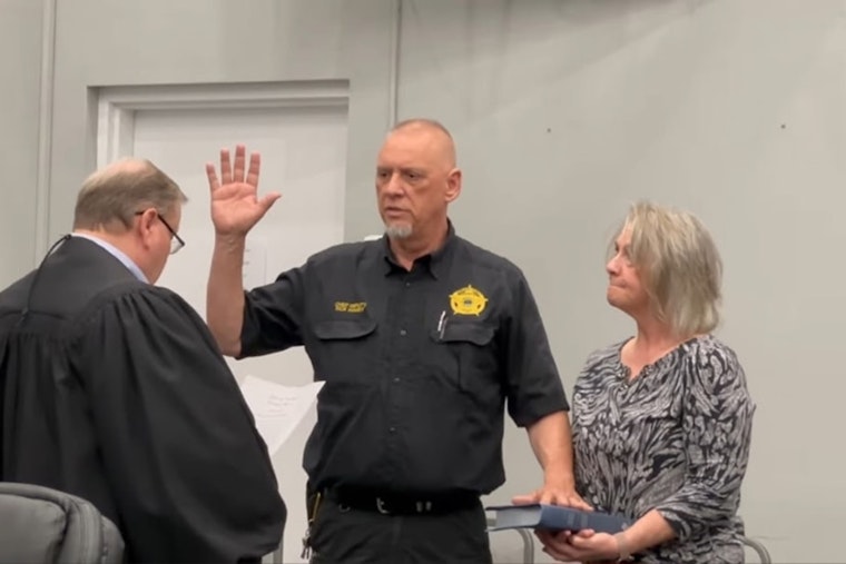 Rick Hamby Sworn In as Morgan County Sheriff Following Wayne Potter's Passing