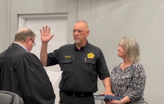 Rick Hamby Sworn In as Morgan County Sheriff Following Wayne Potter's Passing