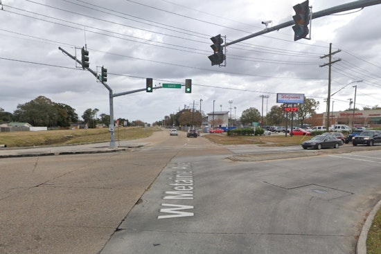 Road Closure Alert: Crane Work to Shut Down Eastbound Lanes on West Metairie Avenue at David Drive