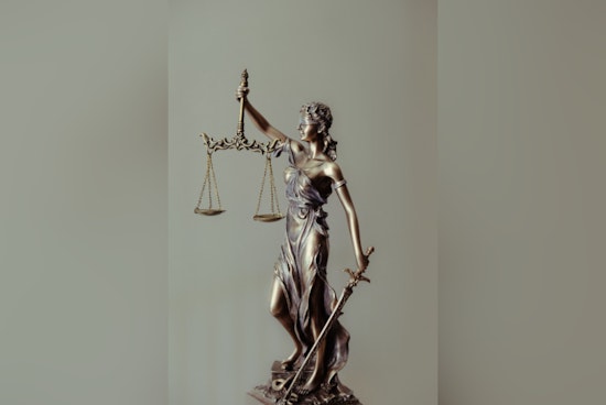 Sacramento County Woman Indicted for Bank Fraud and Identity Theft Involving Stolen Checks and False Loans