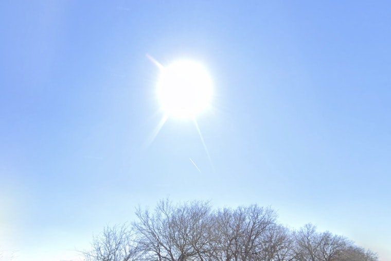 San Antonio Braces for Mixed Weather with Warmth, Winds and Weekend Showers in Forecast