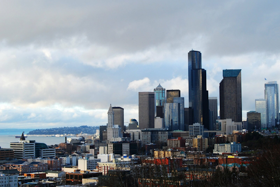 Seattle Braces for Mixed Weather: Warm Sunshine to Rainy Start Next Week, Says NWS Forecast