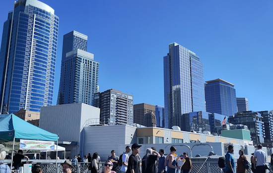 Seattle Braces for Spring Showers: National Weather Service Forecasts Mixed Weather Ahead