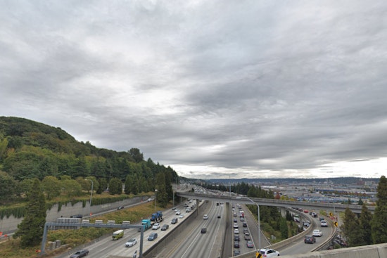 Seattle Braces for Variable Weather as NWS Predicts Showers, Sunshine and Gradual Warmth