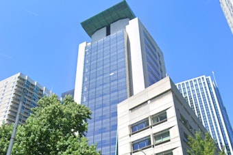 Seattle Man Pleads Guilty to Violent Carjacking Near Lumen Field, Faces Up to Life in Prison