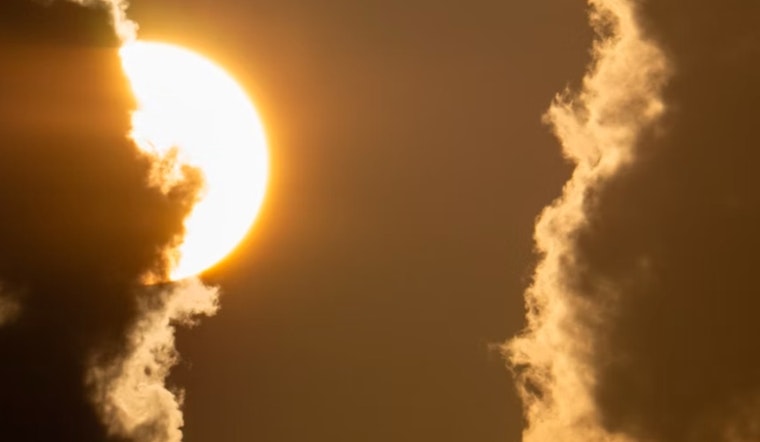 Seattle Spring Weather Brings Mix of Moody Skies and Sunny Breaks
