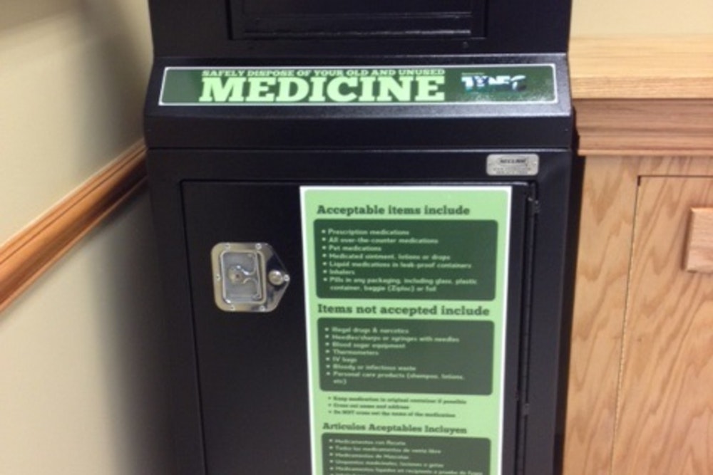 Sevierville and DEA Collaborate on Prescription Drug Take Back Day to Tackle Opioid Crisis