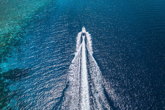 Speedboat Launches Into Air at Over 200 MPH During Lake Havasu Speed Record Attempt