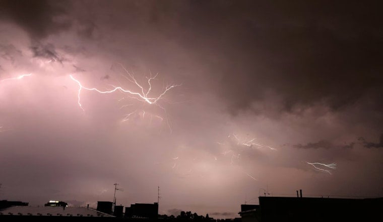 St. Louis Area Braces for Severe Weather and Thunderstorms, NWS Advises Caution
