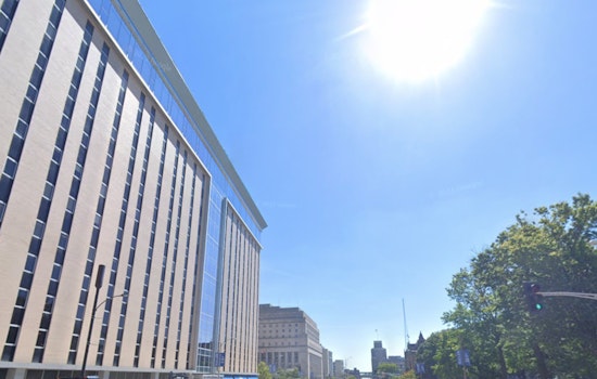 St. Louis Welcomes Sunny Skies and Mild Temperatures as NWS Forecasts Potential Showers Later in the Week