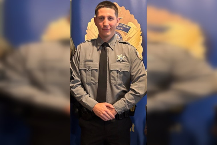 Stewart County Deputy Hailed as Hero for Life-Saving Actions at Tennessee House Fire