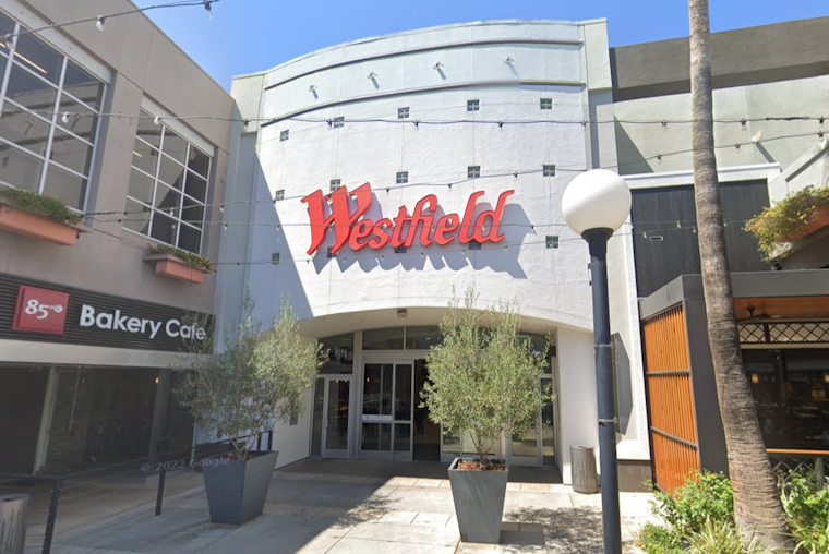 String of Jewelry Store Thefts Hits Los Angeles Malls, LAPD Seeks Information on Suspected Robbers