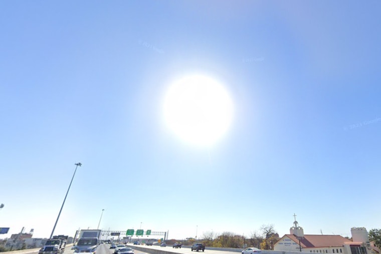 Sunny and Warm, San Antonio to Enjoy Gusty, Clear Skies Before Possible Weekend Showers