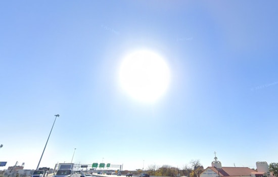 Sunny and Warm, San Antonio to Enjoy Gusty, Clear Skies Before Possible Weekend Showers