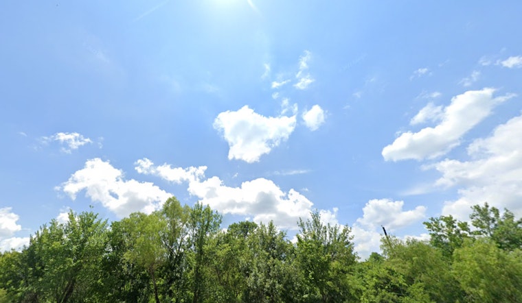 Sunny Days Ahead for Houston, with Storm Chances Brewing Mid-Week