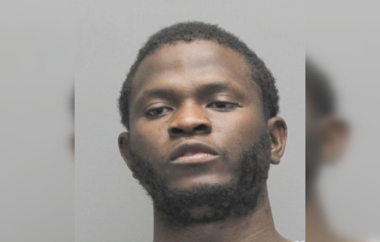 Suspect Apprehended on Outstanding Felony Warrant Following Robbery Investigation in Harris County