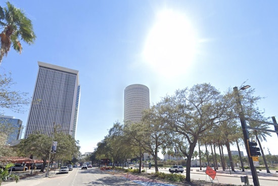 Tampa Heats Up as NWS Forecasts Sunny Skies and Highs of 92°F, with Slight Shower Chances on Monday