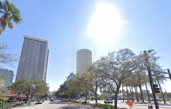 Tampa Heats Up as NWS Forecasts Sunny Skies and Highs of 92°F, with Slight Shower Chances on Monday
